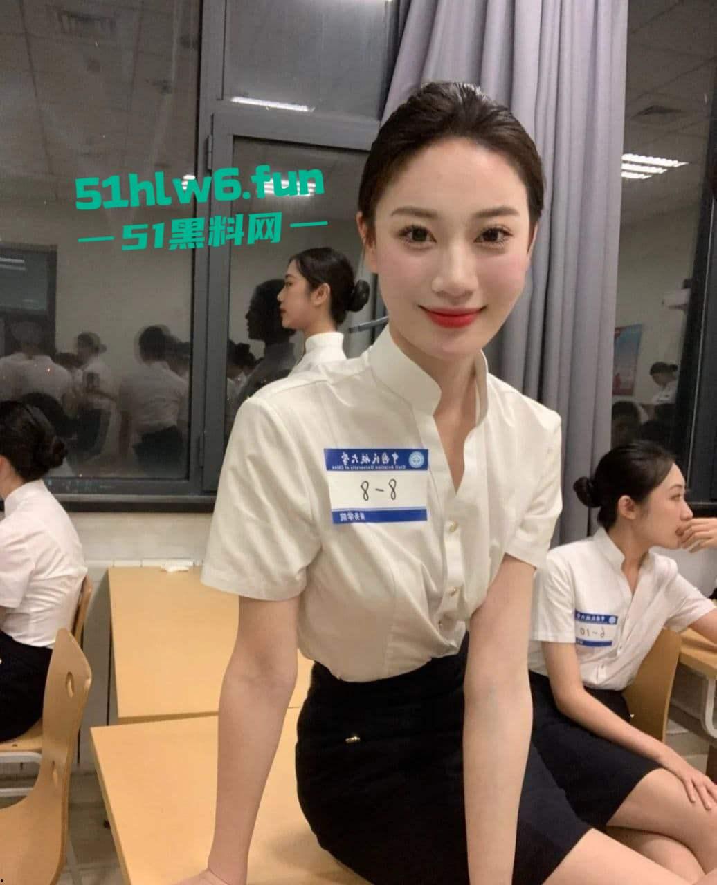 中国民航大学乘务学院，女神【李秋苑】极品身材大长腿尤物，上学期间被土豪包养性爱视频流出。-2