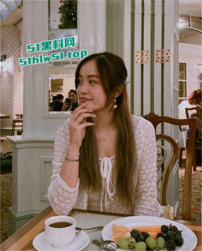 江西财经大学反差骚货【黄倩莹】欠钱不还肉偿债主，距离下海卖逼只有一步之遥！-1