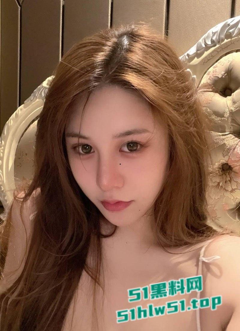 辽宁丹东极品御姐【李世黎】社交账号【苹果汁】娇嫩肌肤美乳浑圆,假屌猛插骚穴画面骚气逼人!-3