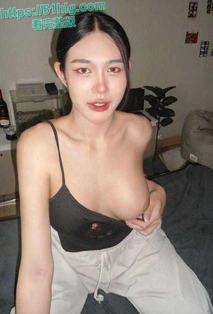 国外大瓜！【菲律宾】极品人妻私拍视频流出 美乳翘臀 极品身材 口爆深喉 激情3P  妥妥的榨精神器-5