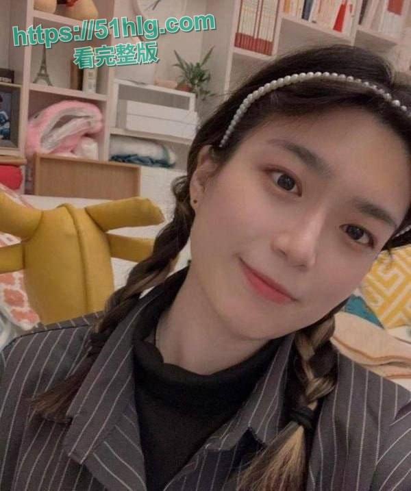 【江苏】动力健身房原来不止锻炼肌肉,还能挖掘淫洞!私教【小贝】沦为性爱母狗,酒店大战客户激情连连。-1