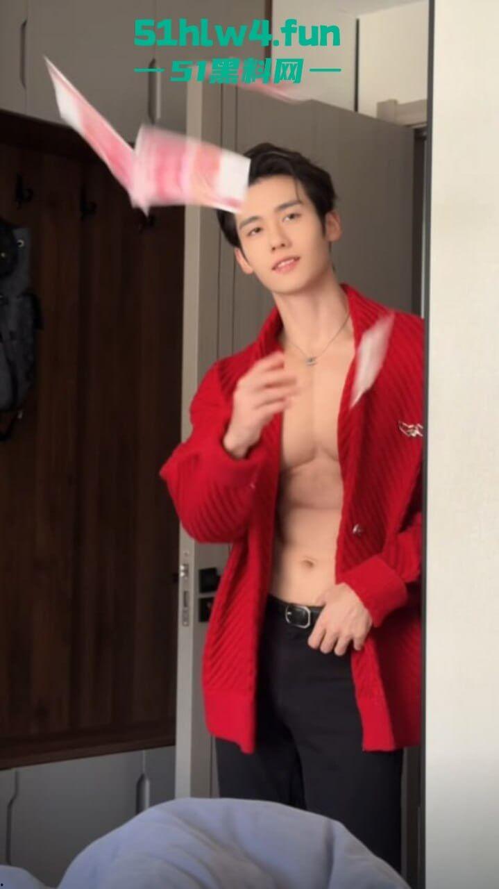 抖音百万粉丝网红【屋里超哥】私底下居然靠富婆赚钱维生34分钟完整版私密视频流出！-6