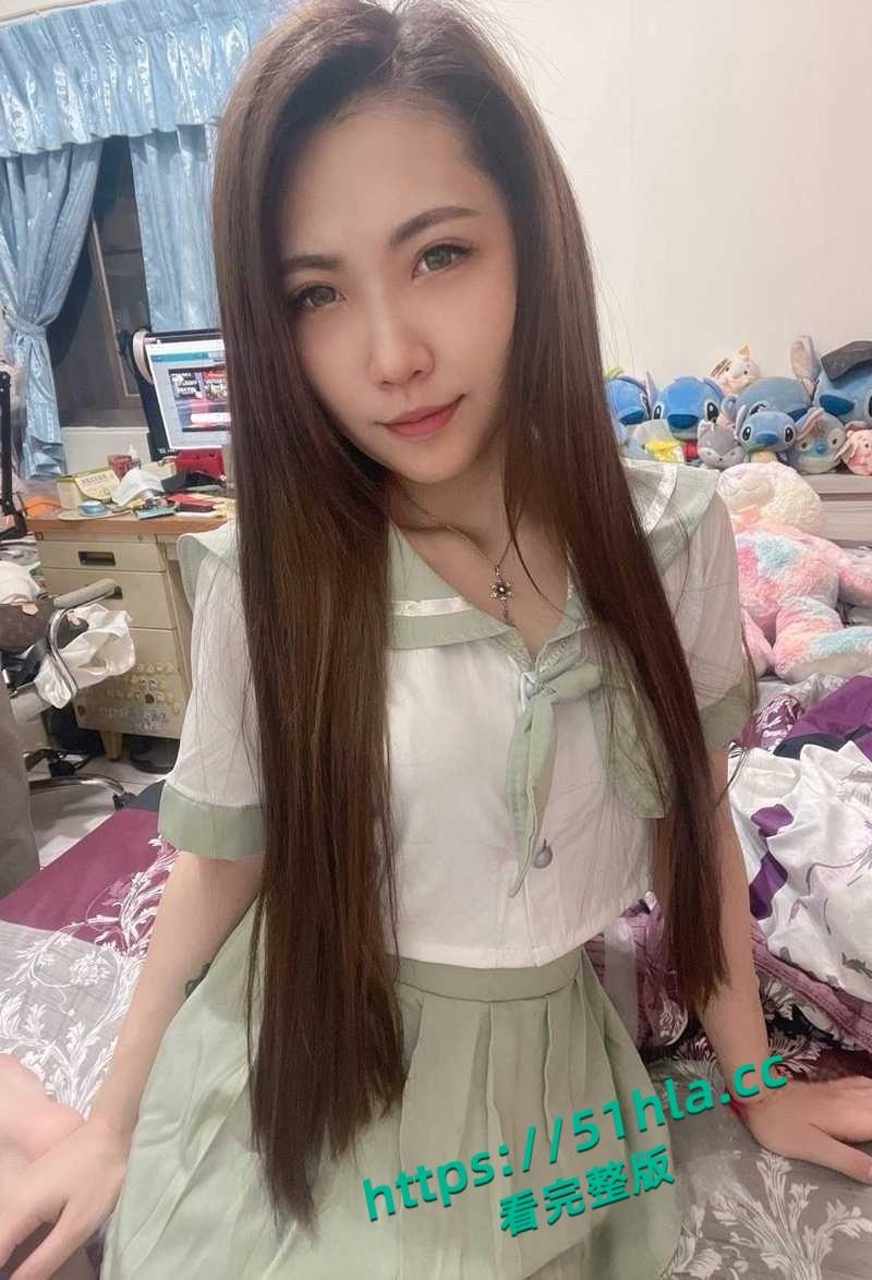 高颜值反差妹网调视频曝光,脱光JK制服露奶抠穴,头套蕾丝内裤骚气放尿,满口淫话邀请主人免费操!-3