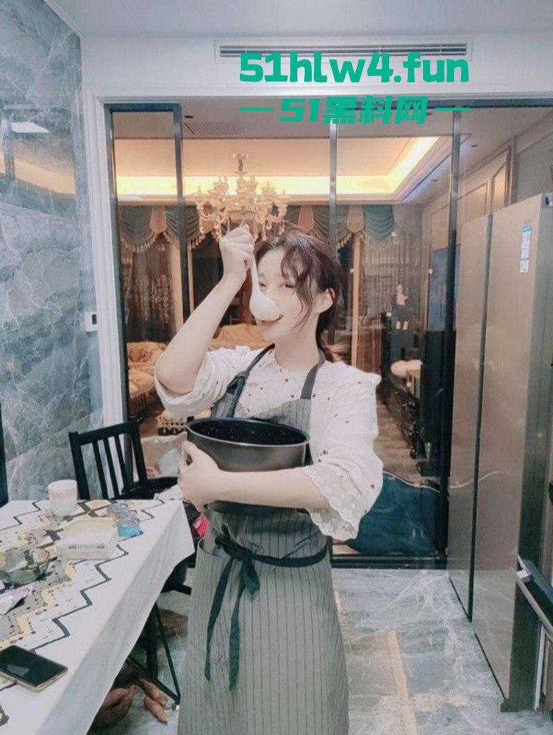 抖音极品御姐【禧阿妹】极致性爱大曝光!,情趣自慰 3p肛交各种狂野性爱私拍。-5