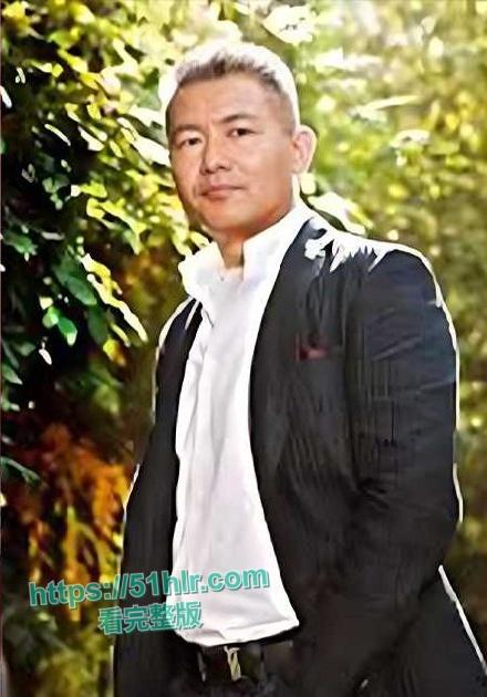 天后歌手【那英】婚姻风雨飘摇!丈夫【孟桐】千金包下会所,美女激战视频外流,年老心不老大屌直插美女骚穴-8