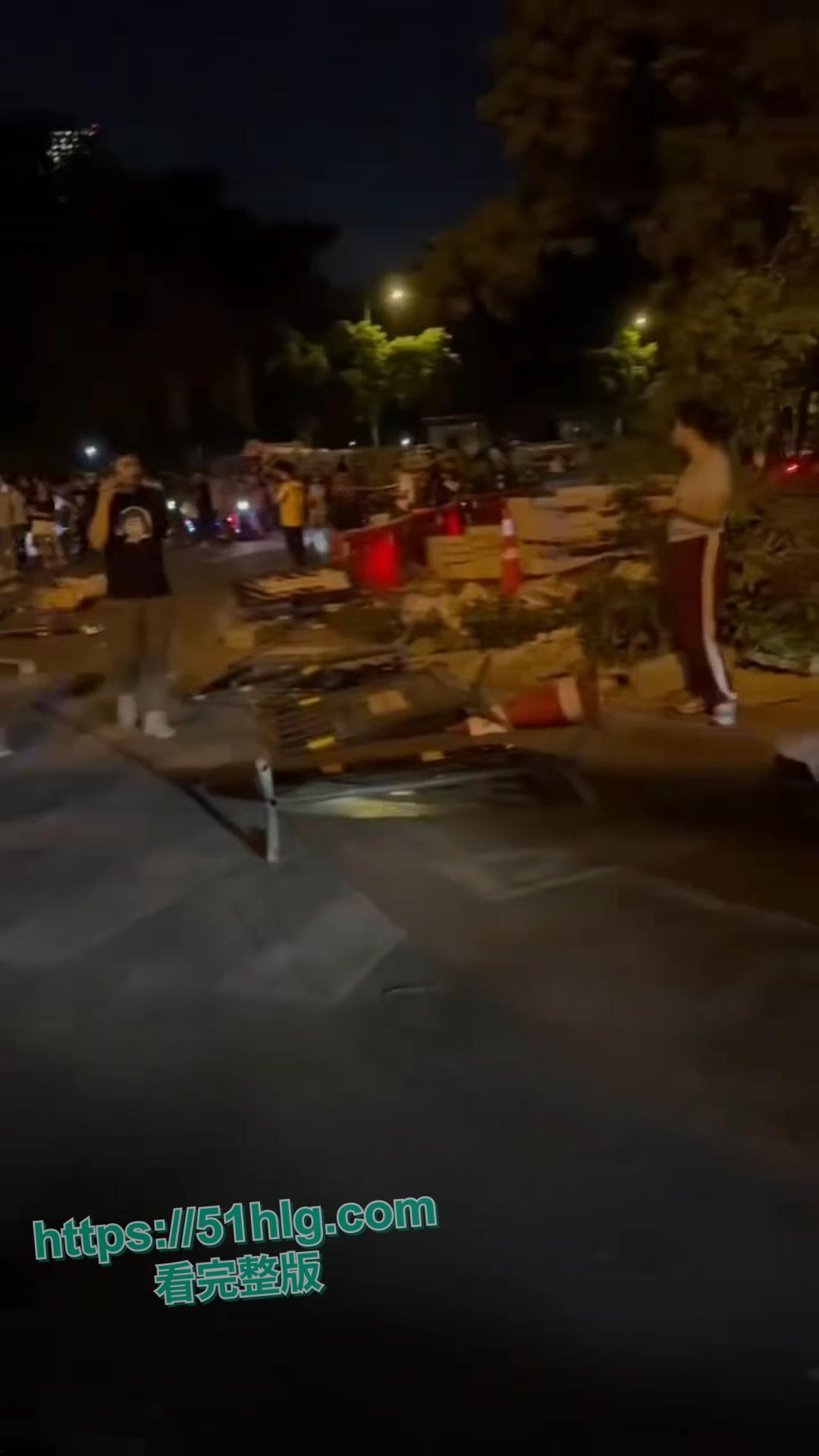 【广州海珠区】惨烈车祸现场，6人受伤孩童遭殃：现场一片狼藉惨不忍睹-1