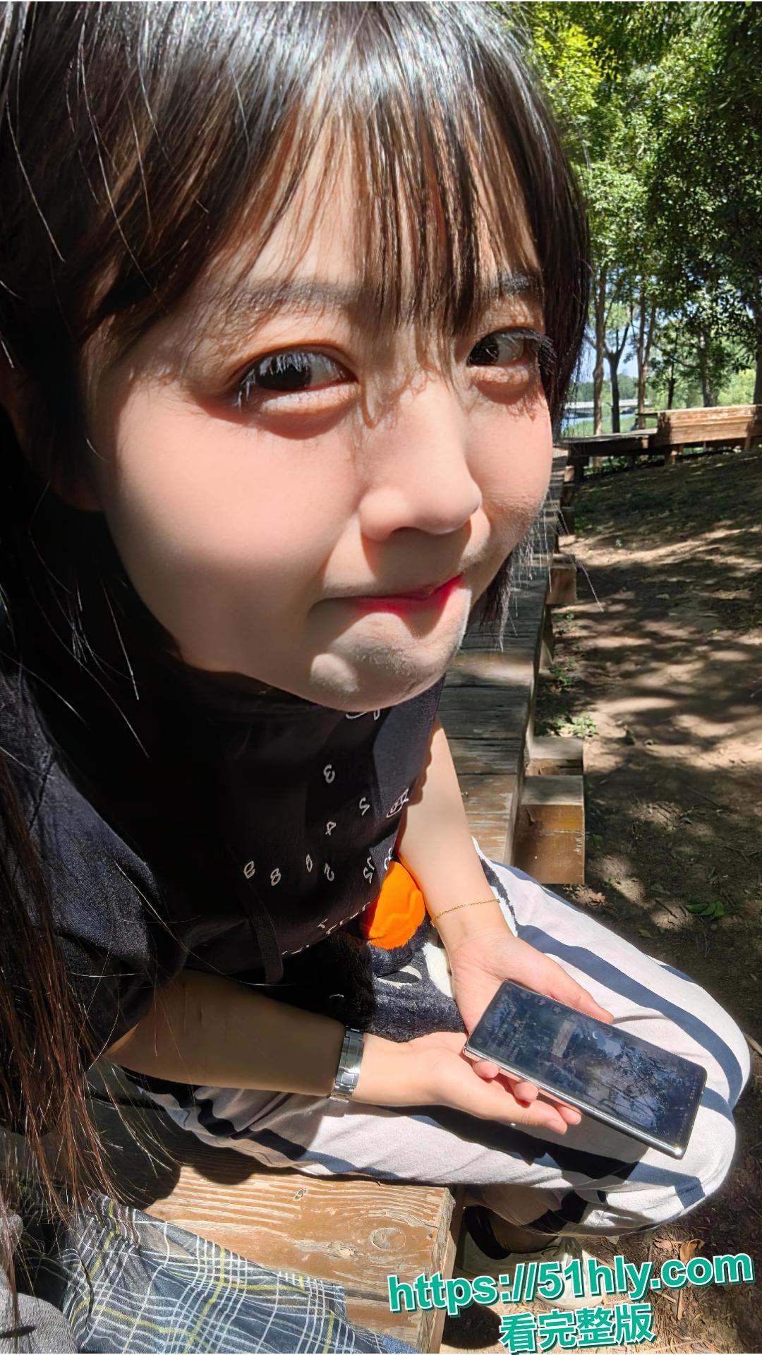 全网爆火高铁短发女孩大瓜!抖音真铁蛋被实锤为女主 私下被SM调教-7