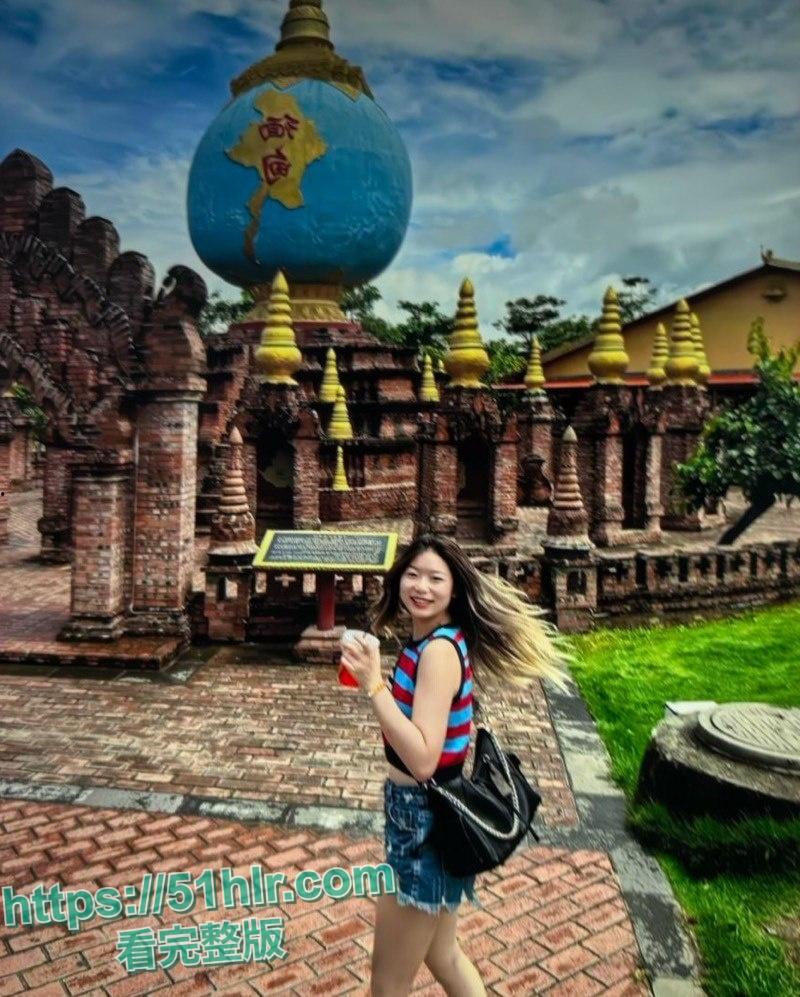 【河南】新婚夫妻的不为人知的秘密!大奶人妻骚穴淫水狂喷,口活功夫一流,舔鸡巴的模样让男人欲罢不能-8