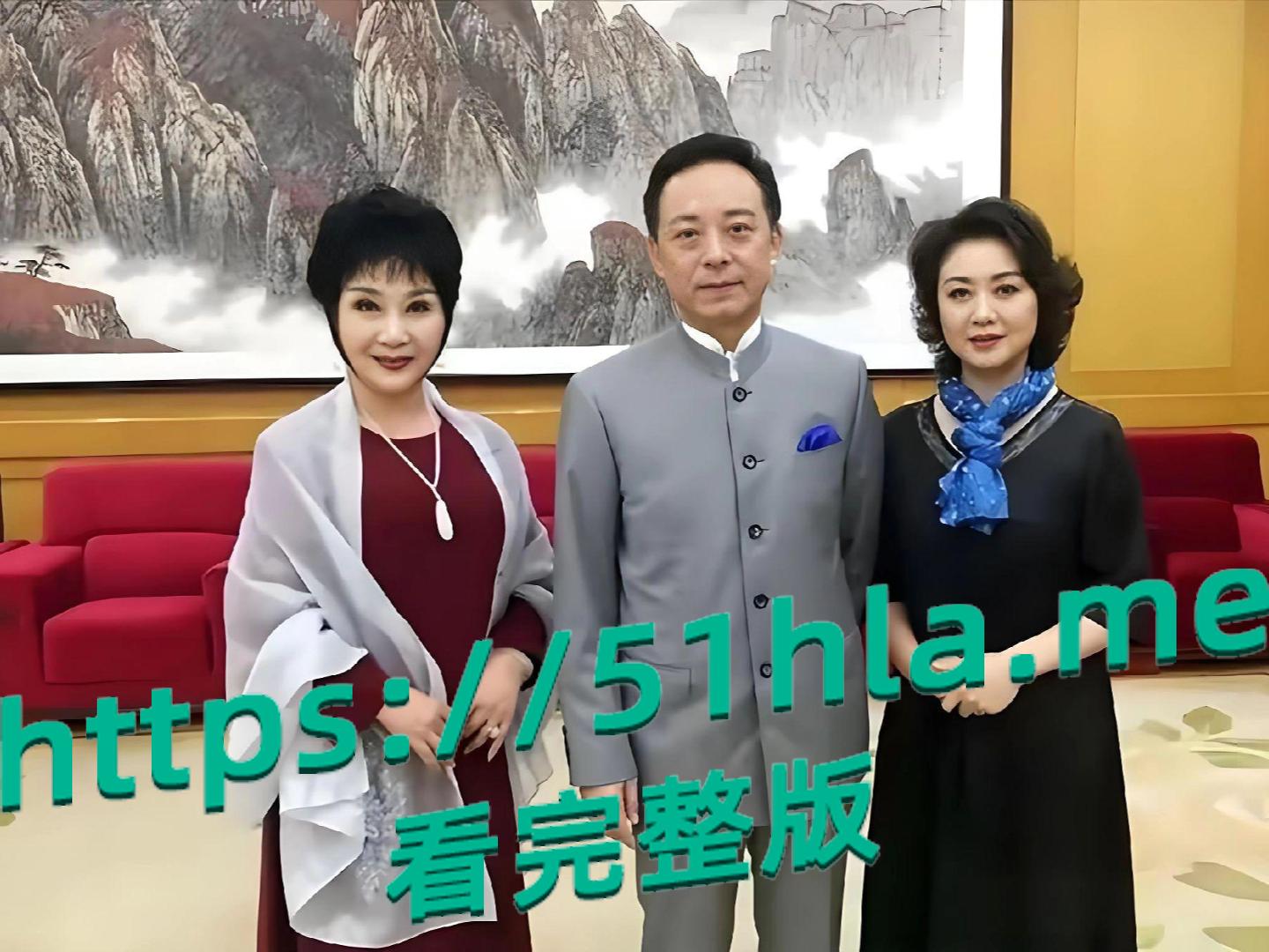 京剧第一美人 李胜素 被粉丝群曝光搞破鞋 与搭档于魁智暗生情愫 做爱视频火爆流出 相关话题现被全网封禁!-1