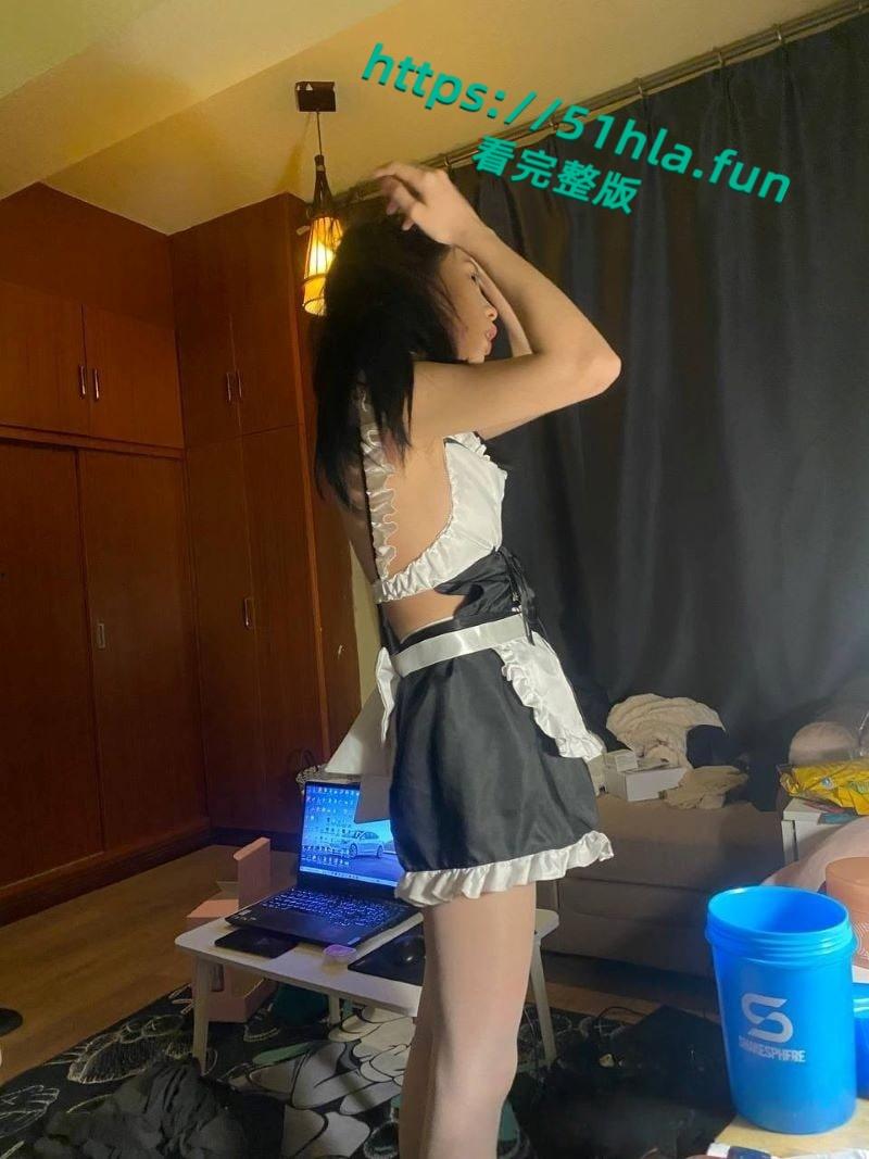 高颜值气质小网红调教性爱视频曝光，深喉吮吸肉棒技术娴熟被猛烈爆操，极品肥臀淫水喷溅！-3