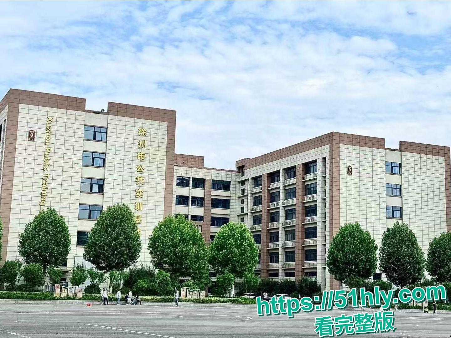 徐州技师学院惊现小情侣户外凉亭激情野战大戏 因太刺激快男同学操了没一分钟秒射-1