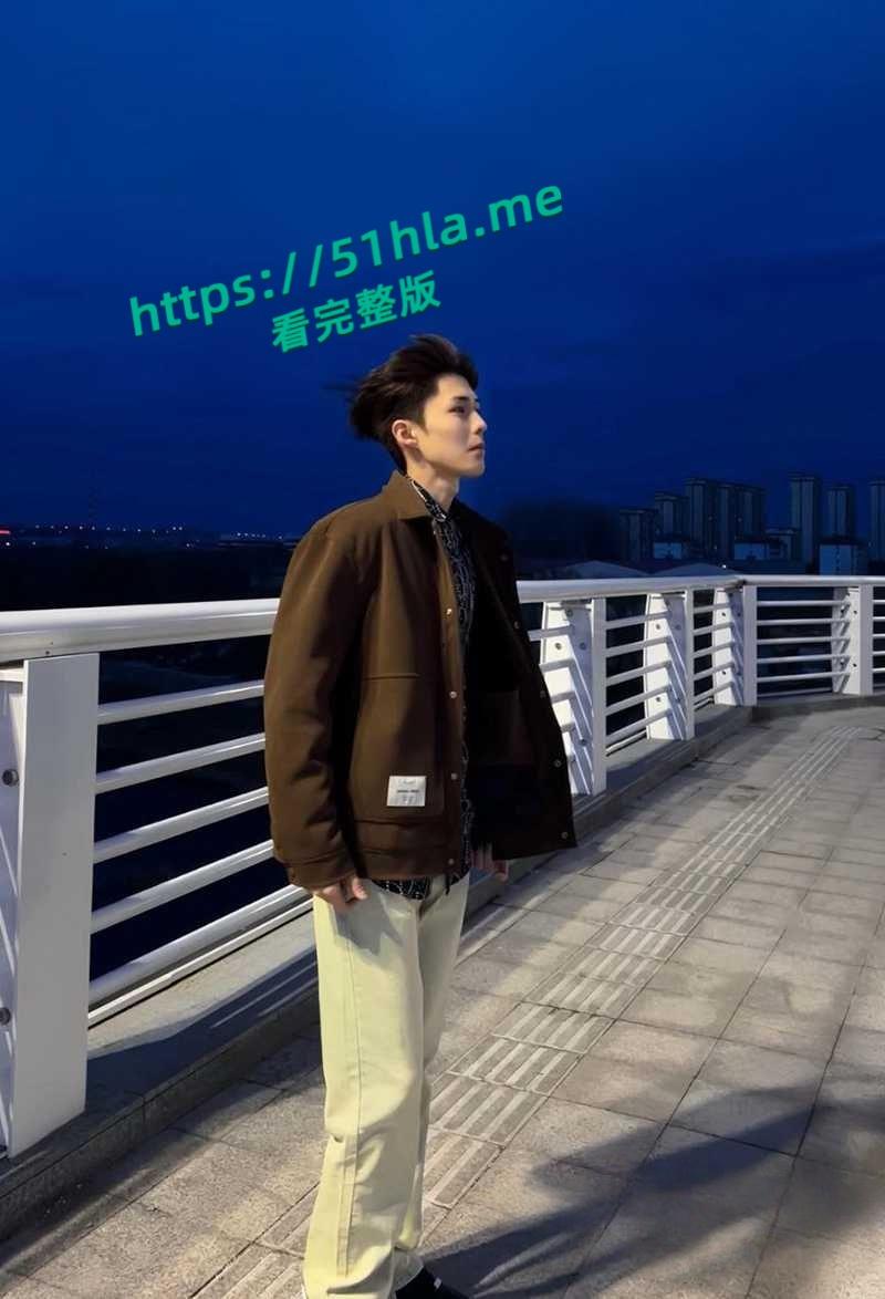 南京海王【徐闻】翻车记，自立假海归高知人设，三线并行钓富婆脚踏三船骗财骗色，PUA套路加性爱视频全曝光！-3