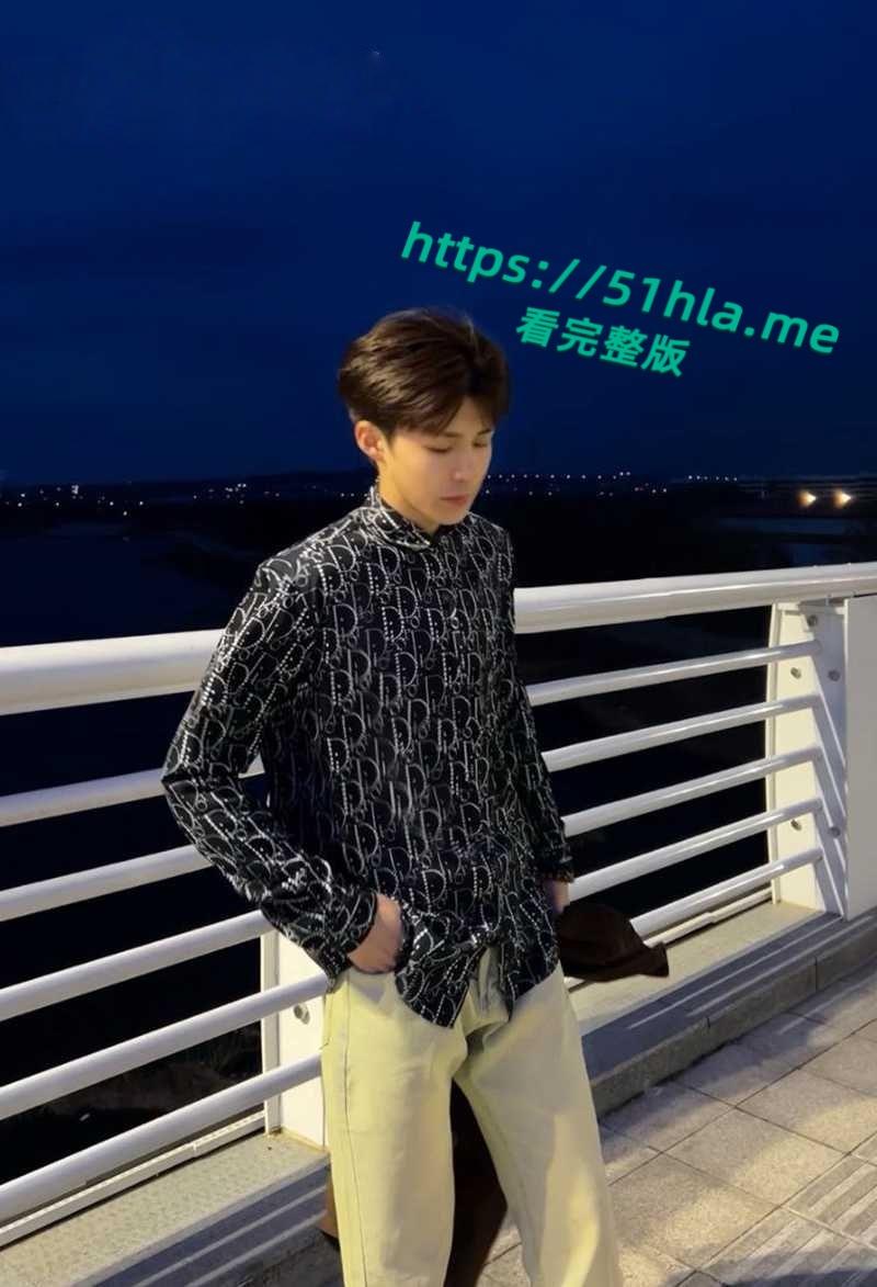 南京海王【徐闻】翻车记，自立假海归高知人设，三线并行钓富婆脚踏三船骗财骗色，PUA套路加性爱视频全曝光！-4