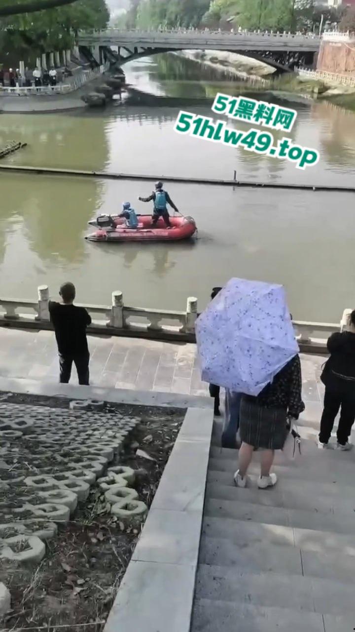 湖北两男子打赌激将法,逼跳河游泳一人溺亡,律师城明知对方不会游泳涉嫌过失致人死亡罪。-5