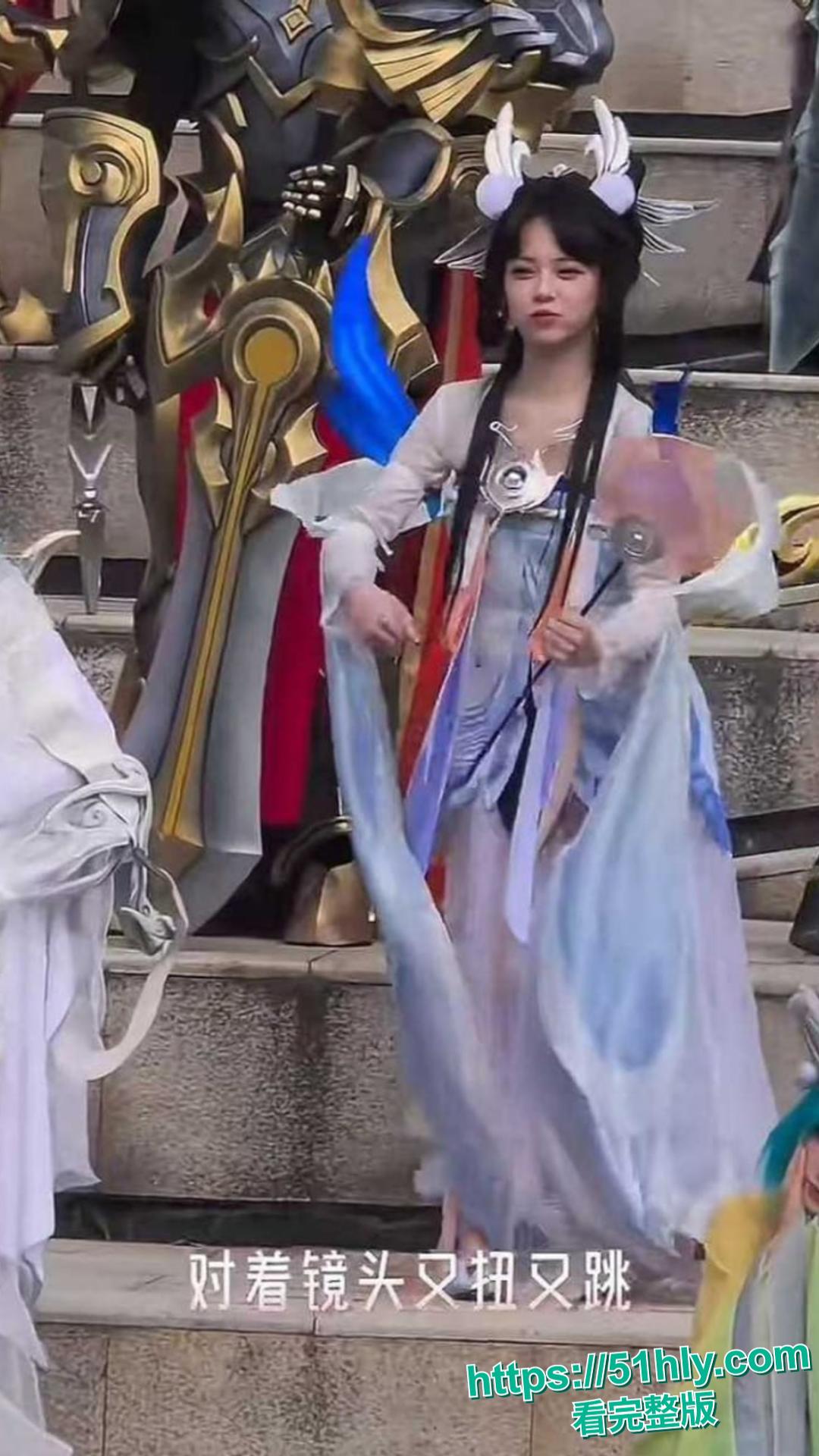 抖音570万粉网红 我不叫龙虾 王者荣耀10周年庆cos嫦娥 行为不雅玩反差引发热议 被网友扒出定制自慰视频！-8