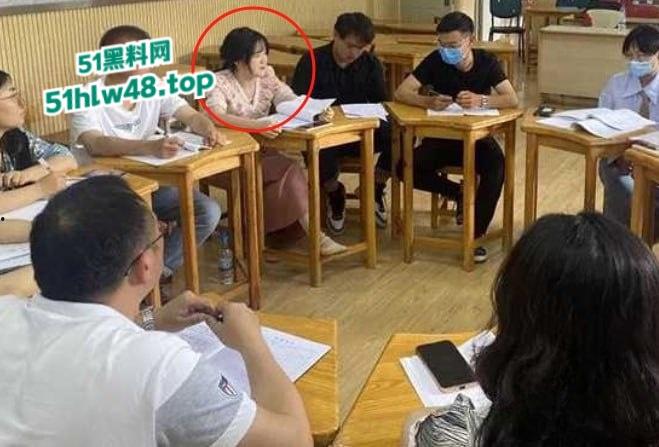 昆明先锋小学【缪青颖】从三好老师变“三流女主”，白天教书育人，晚上“床上教学”知三当三勾引有妇之夫！-9