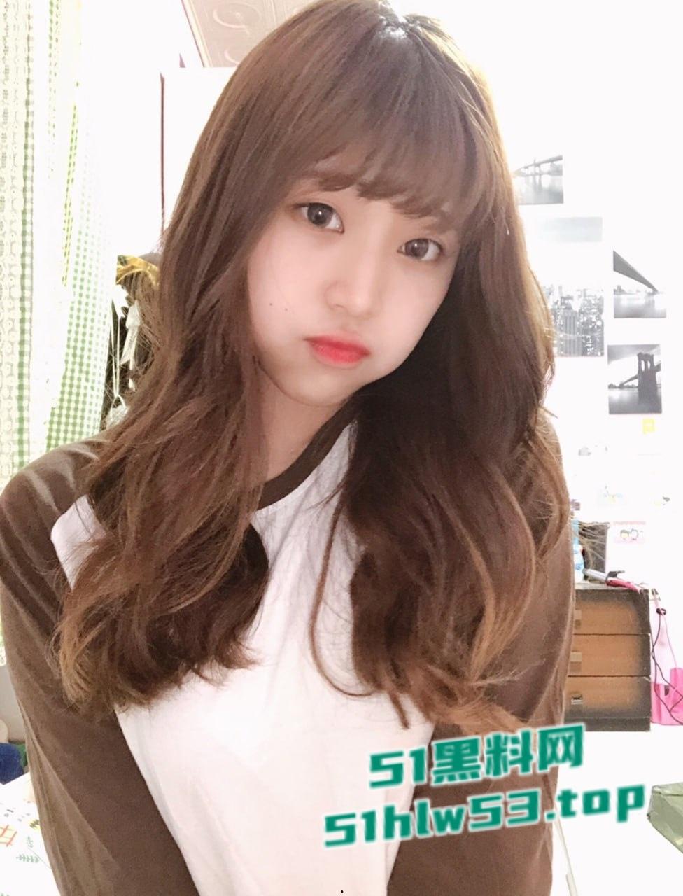 台湾私立铭传大学,大奶正妹酒店开房卖逼视频外泄,口交深喉主动乘骑,床上功夫相当了得!-3