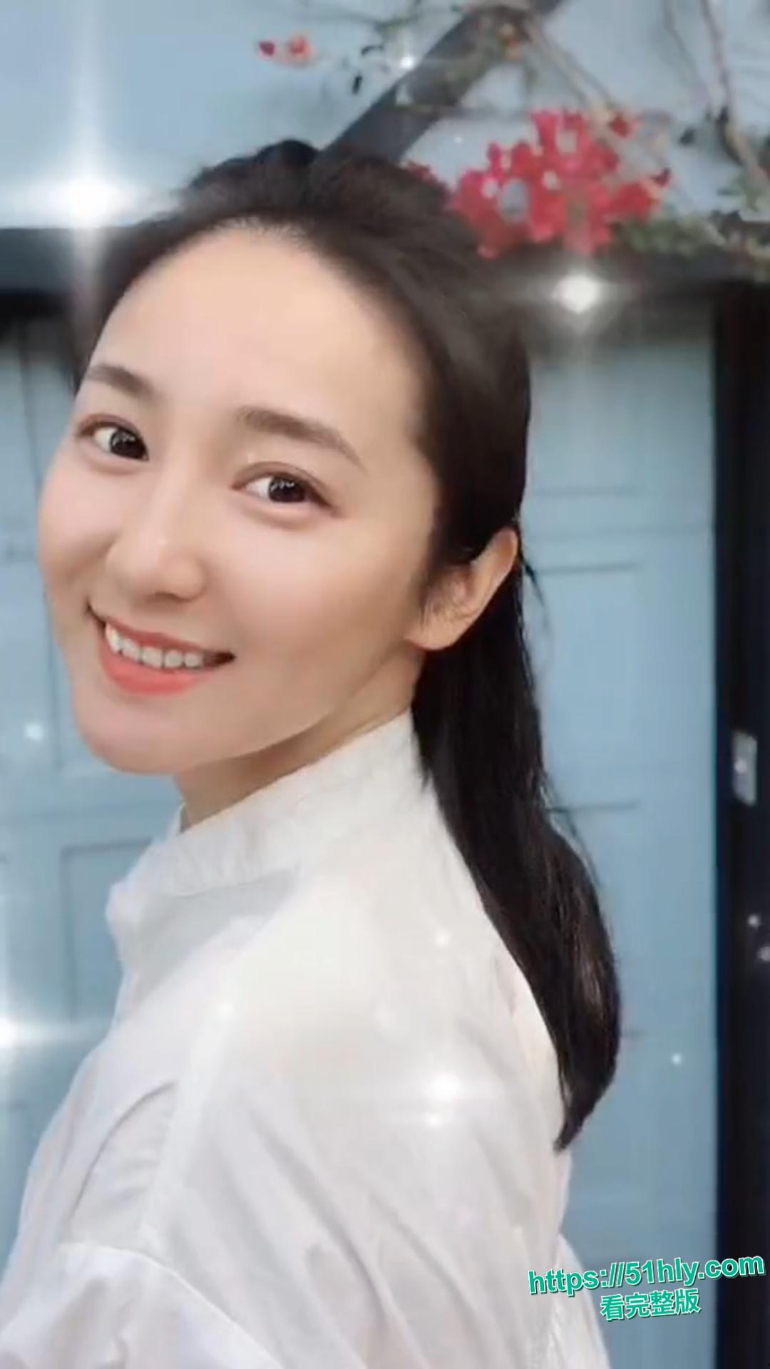 中国教育电视台美女主持人陈慧与男友不雅视频泄露 镜头前气质高雅的她私下双腿大张求操 可惜视频泄露后她被辞退 前途尽毁!-4