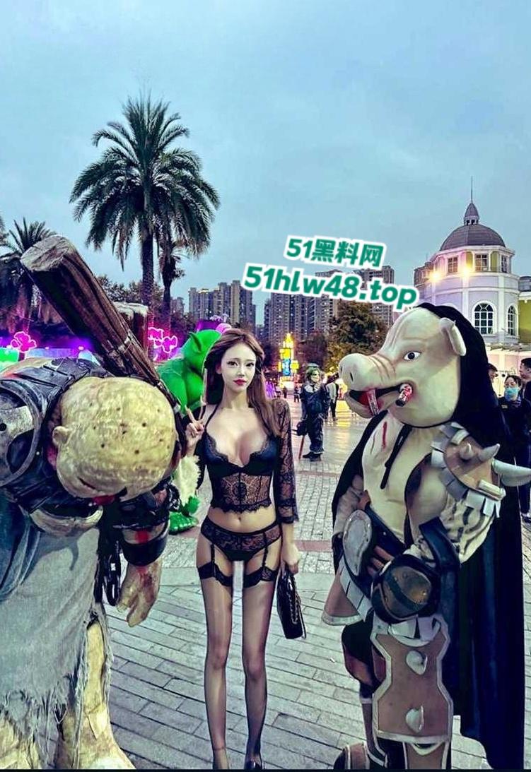 北京三里屯集美骚鸡,抖音快手女神【杨得意】和黑人约会被曝光证实,承认当外围女视频内操的淫叫连连。-2