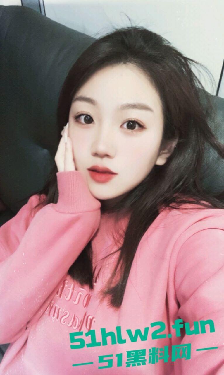 情人节调教小母狗,安徽女大学生【苏雪琳】异地恋男友无法满足骚逼,只能网调抠逼摸奶自我解压!-3