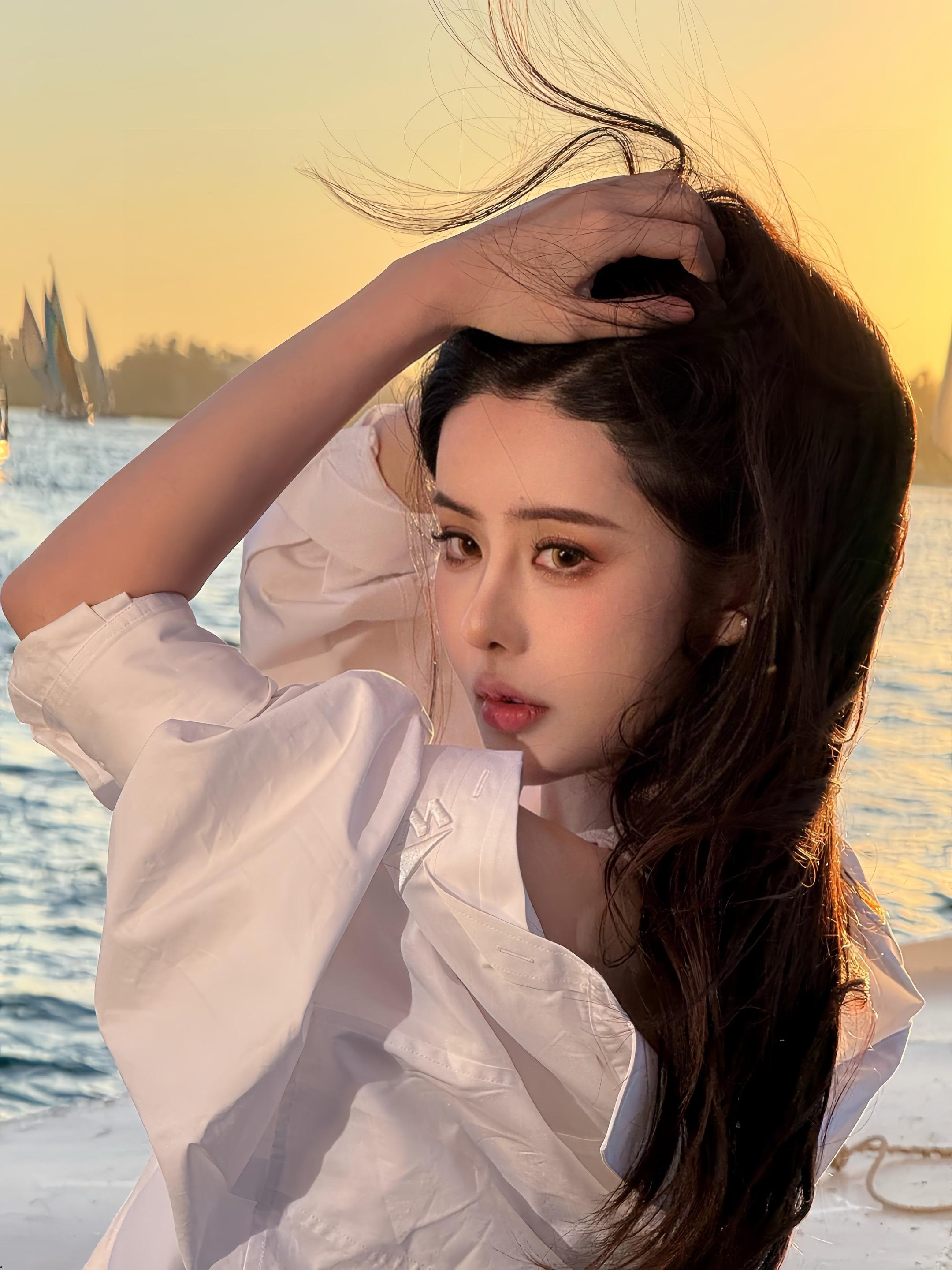 惊天大瓜！网红韦雪整容改命，设局秦奋索 9 亿分手费，如今遭前夫现任联手背刺-4