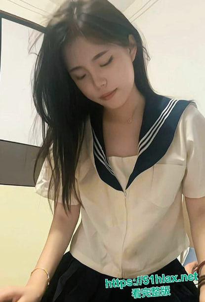 超高颜值校花颖宝被男友调教私拍泄露 可御姐可萝莉校花化身母狗 让人欲罢不能-3