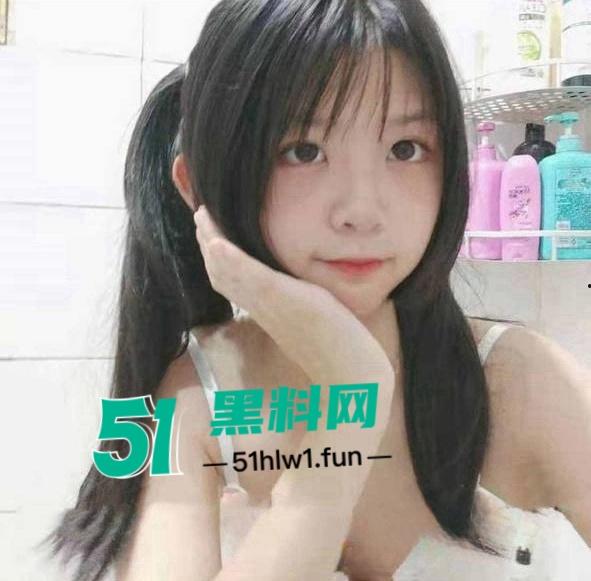 杭州商贸旅游学院双马尾小萝莉【周文娜】自拍骚照自慰视频流出,网络调教勾引金主大佬。-6