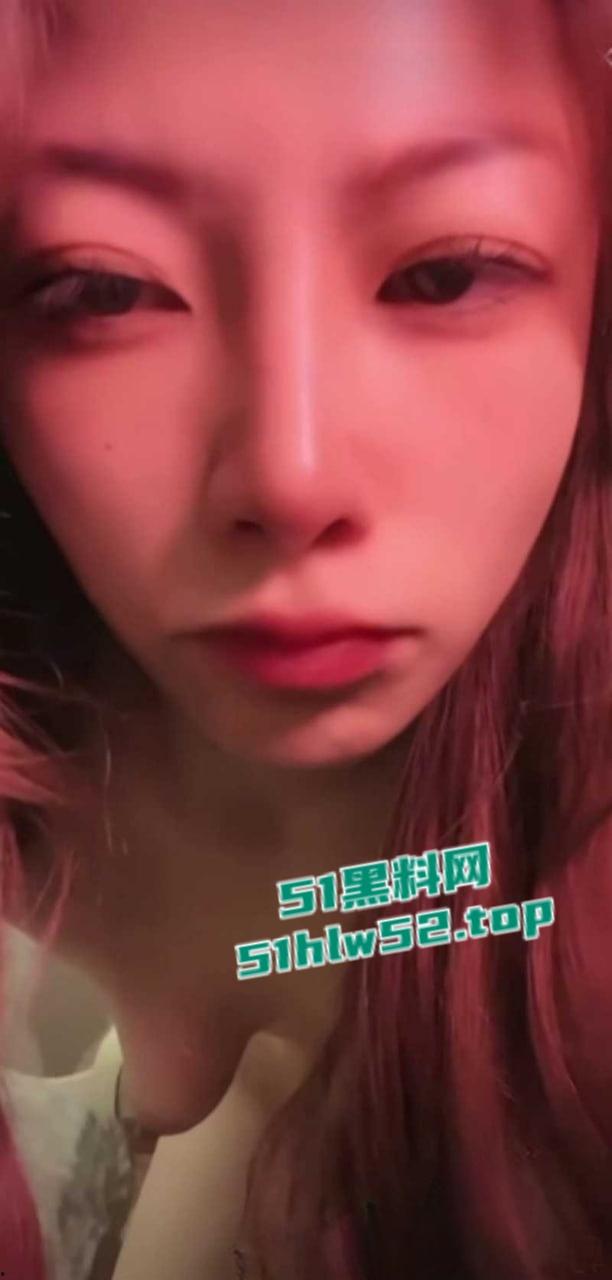 抖音28万粉网红【史迪西】金主重金裸聊自慰视频流出，蝎子纹身自带实锤认证！-7