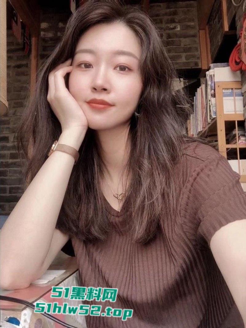 玩的就是真实，贵州毕节气质美女【王雅琪】KTV团建后被同事带到酒店暴操，淫骚浪叫反差至极！-1