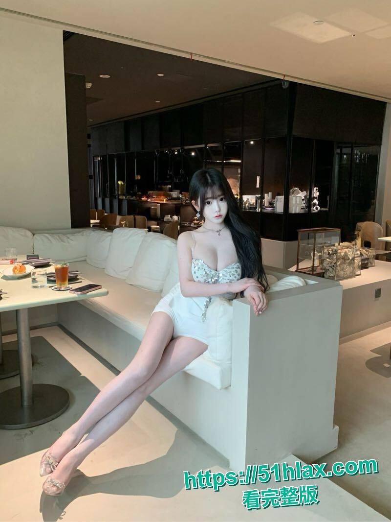 顶级精品！极品御姐肤白貌美大长腿，酒店全套激情曝光，接吻舔逼抠逼猛操，骚穴抽插细节拉满值得反复品鉴！-10