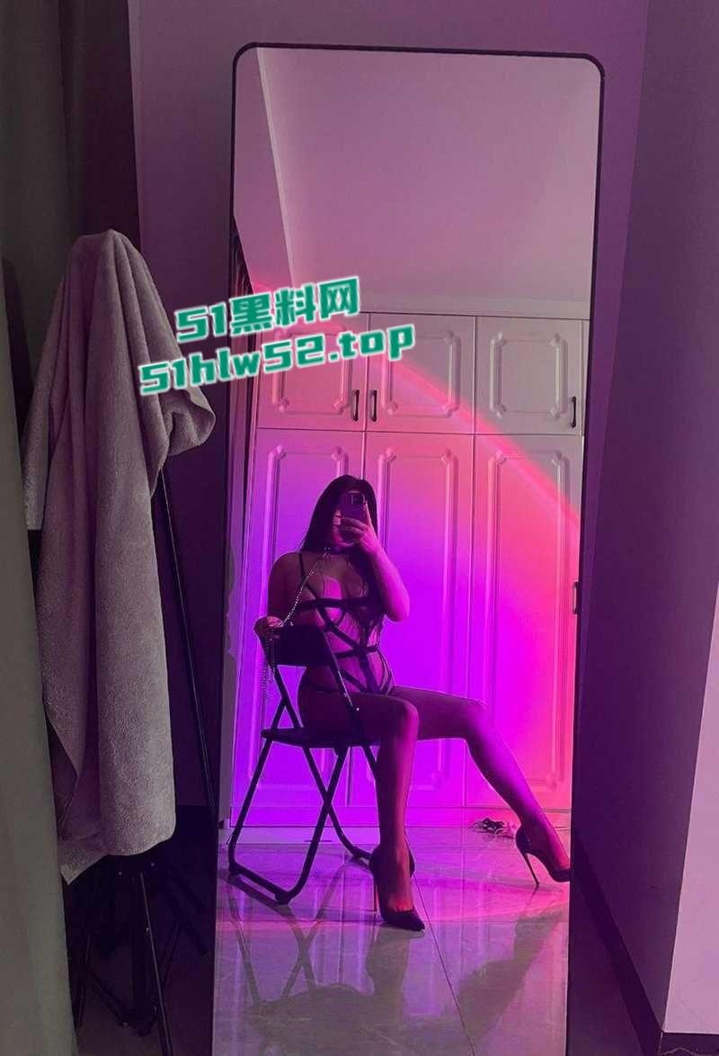 快手巨乳网红【沈欣妍】不雅视频合集流出,带肛塞自慰双洞齐开,淫骚裸舞被金主无套后入!-8