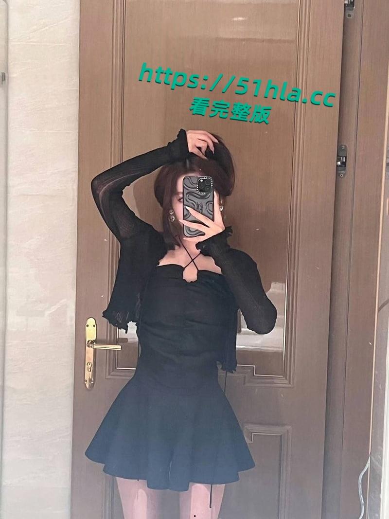 推特大神【一杆钢枪】约炮南昌一字马做爱舞蹈老师，枪枪到底爽的炮架子叫的人骨头都酥了！-1