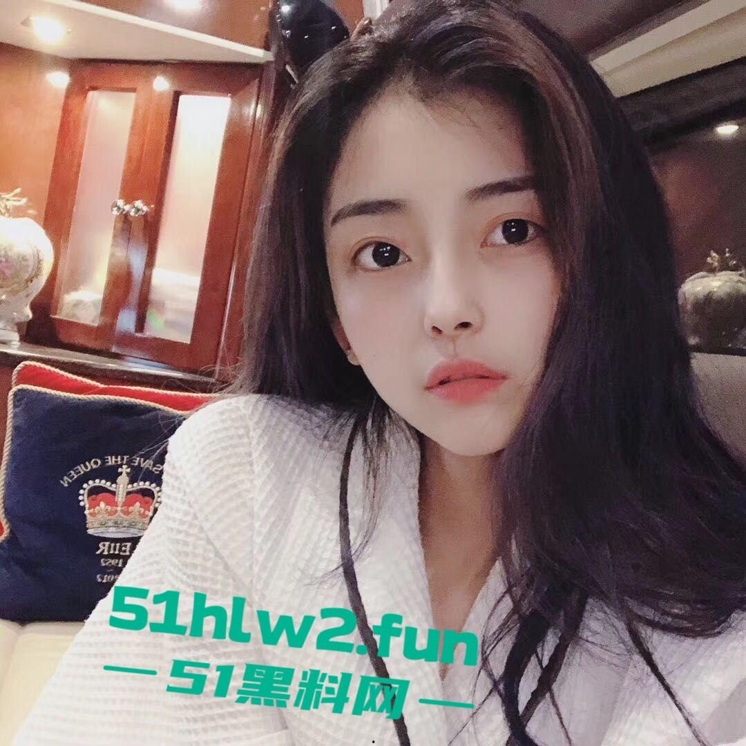 这骚货太欠干长得像【宋祖儿】皮肤白得能舔,奶子翘逼粉嫩,一晚干爆七八次,看她第二天还能不能下床!-2