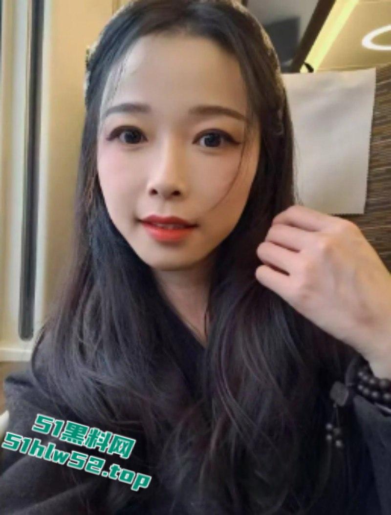 福建泉州32岁已婚少妇【张春艳】婚内出轨,炮友狂插菊花特写清晰可见,偷情性爱视频流出!-3