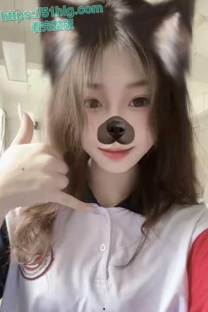 【广东韶关】实验中学【解璐菲】千里送逼,与前男友疯狂打炮视频流出, 被男友怒爆誓要搞臭这骚货!-2