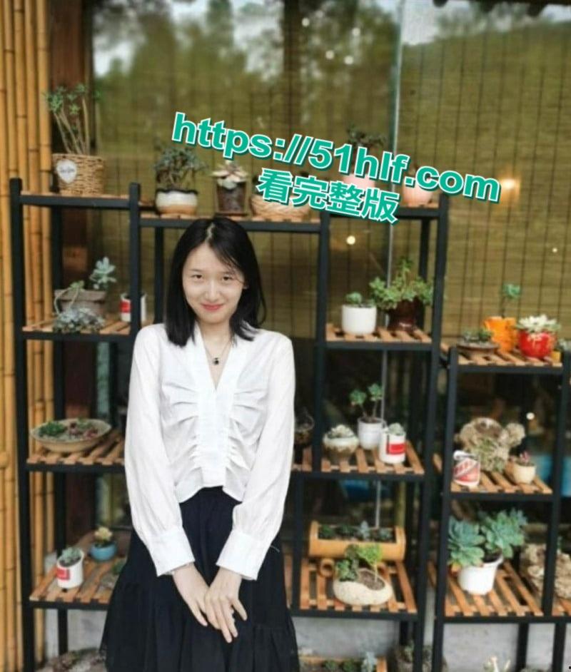 西安师范学院清纯妹子酒店自拍,反差婊口活超一流被男友无套猛操嫩穴!-6