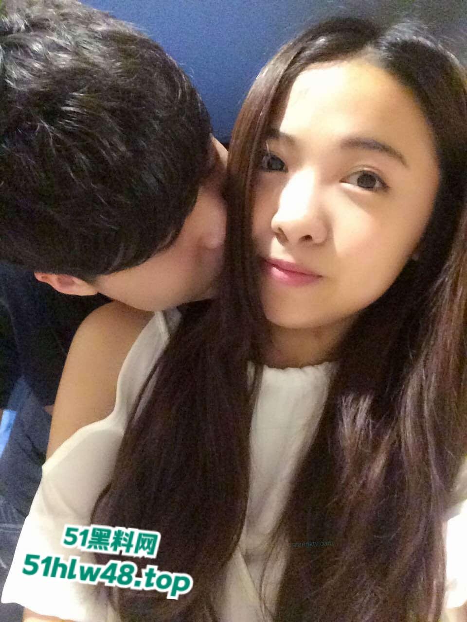 四川卫校学生妹【谷盼盼】与男友各种性爱视频泄密,单纯萌妹被调教成骚母狗对话淫荡至极。-6