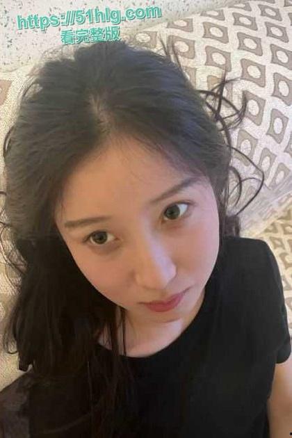 【德宏芒市】女子【晓林】因老公【林强】长期出轨不堪其辱选择自杀!男子跪在灵堂忏悔,与小三激情视频被全网疯传,引发热议!-5