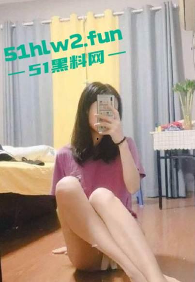 河北商丘宁陵县高级中学反差学妹【孙宁宁】超黑肥大鲍鱼,阴毛旺盛性欲极强遭到曝光。-3