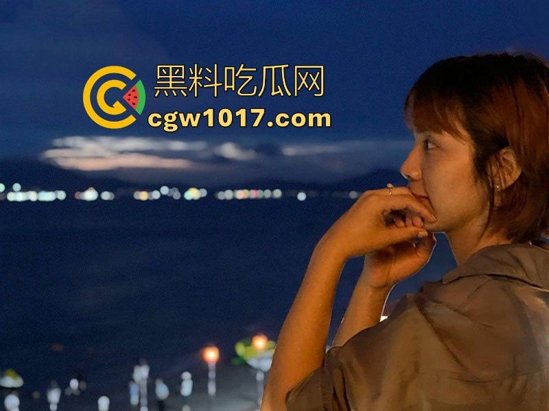 看似颜值不高的熟女少妇,实则这种是做爱的不二选择,熟练的技巧,极具诱惑的挑逗,分分钟让你缴械投降!-1