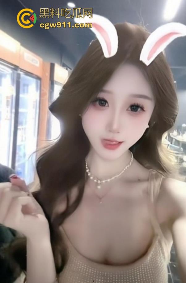 极品性感御姐【招财猫猫雨】无数兄弟的撸管女神,被开盒出是推特上的顶级福利姬,多人轮流爆操捆绑调教独家曝光!-1