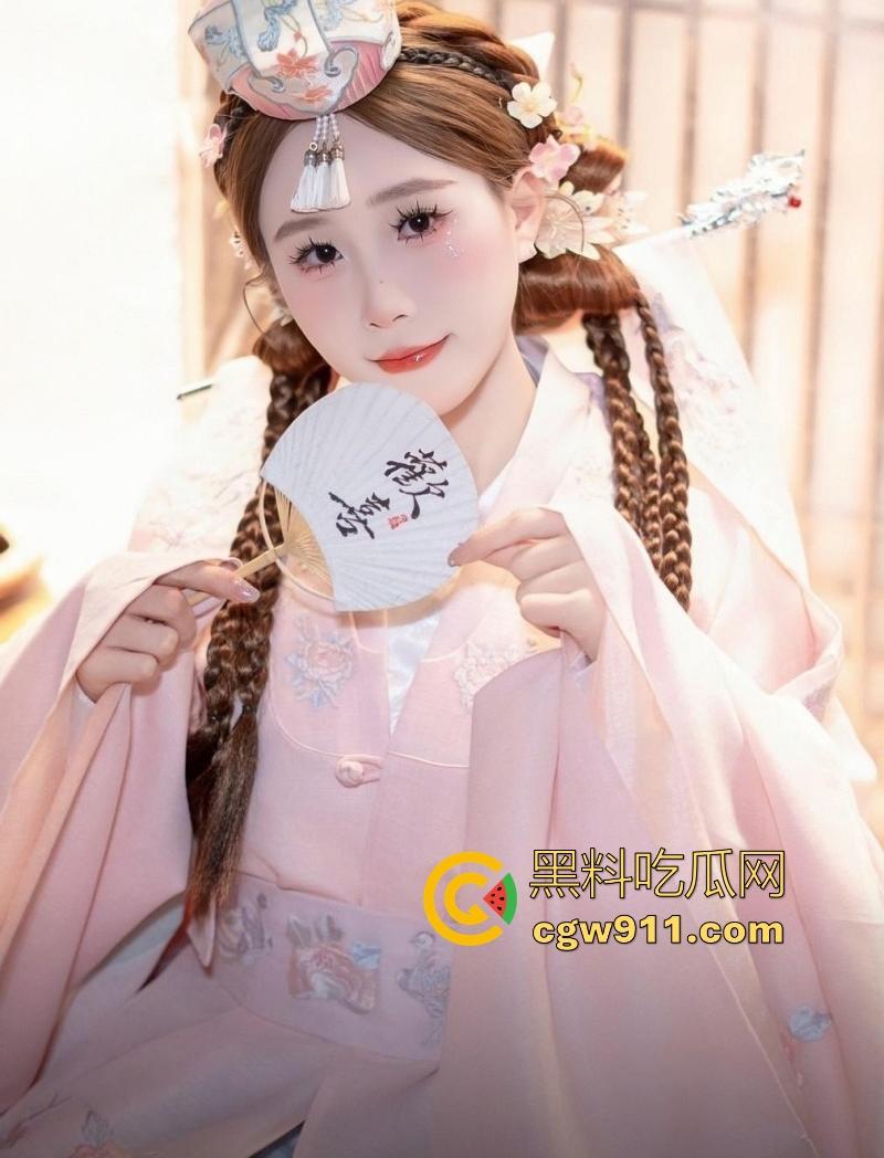 极品性感御姐【招财猫猫雨】无数兄弟的撸管女神,被开盒出是推特上的顶级福利姬,多人轮流爆操捆绑调教独家曝光!-6