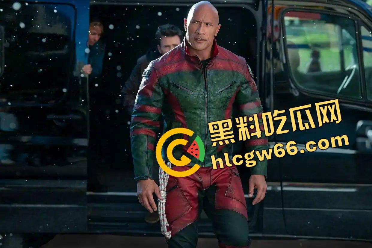 《红色一号:冬日行动》巨石强森变身反差萌小精灵?这圣诞节太不对劲了!-7