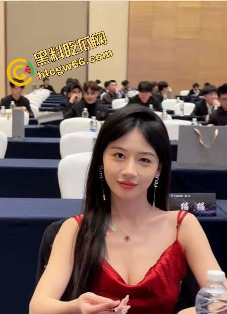 貂蝉不馋?馋到床上去了!抖音百万粉网红翻车,电商精英竟是外围起家,陪酒陪睡陪到底!-12