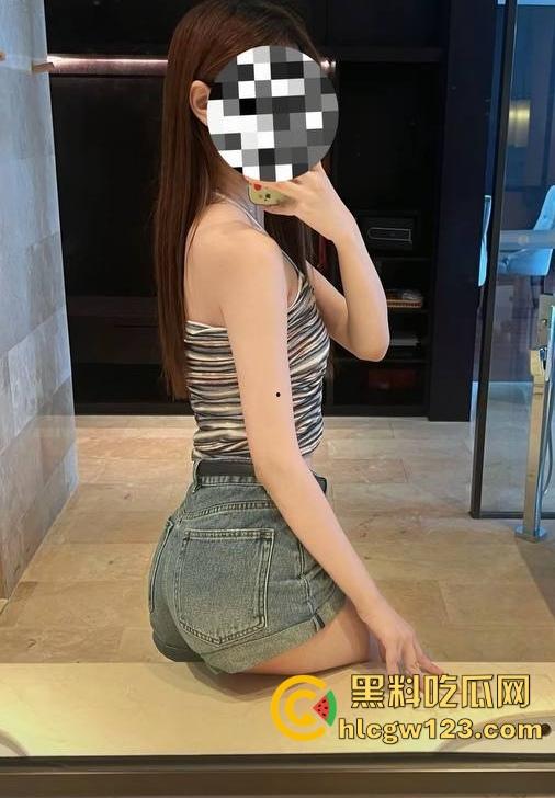 抖音同城约炮【Evelynnn_】翘臀大奶迷人 首次约炮主动上位 自己摇晃抽插 大屁股真诱惑啊!-3