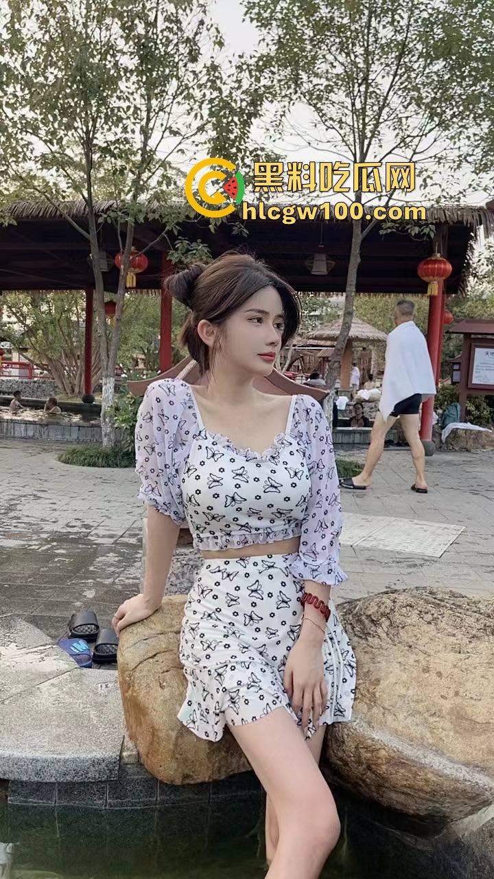 上海婊子『上官婉儿』被爆卖逼不挑客,老头小伙全都接,卫生间无套内射,金主被绿怒发调教视频锤死她!-6