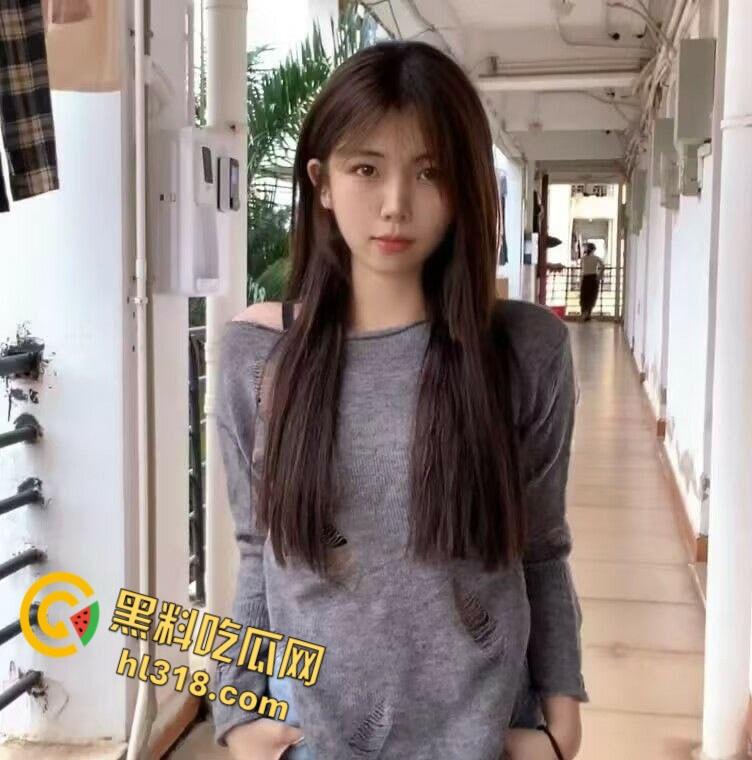 海口经济学院【王仙静】,上学约炮隔壁学校和老男人做爱,海口澄迈县众所周知骚鸡,母狗属性拉满!-4