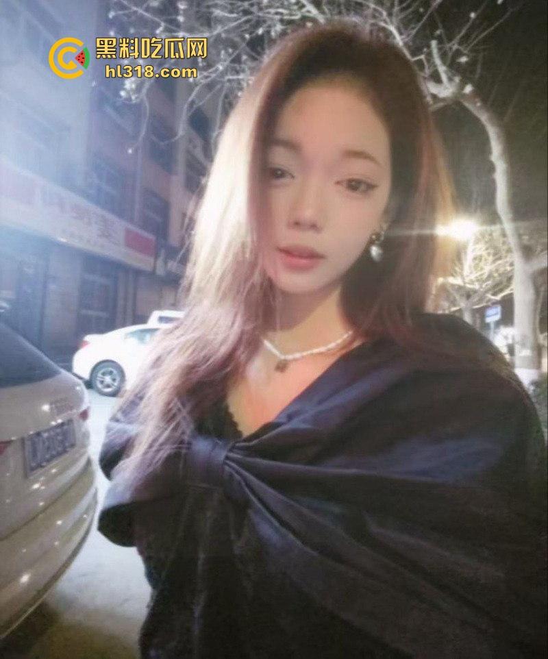 38万娶回家的高颜值新婚人妻【李茵茵】出轨前男友视频曝光,被各种爆操打桩,露脸口爆淫荡至极!-1