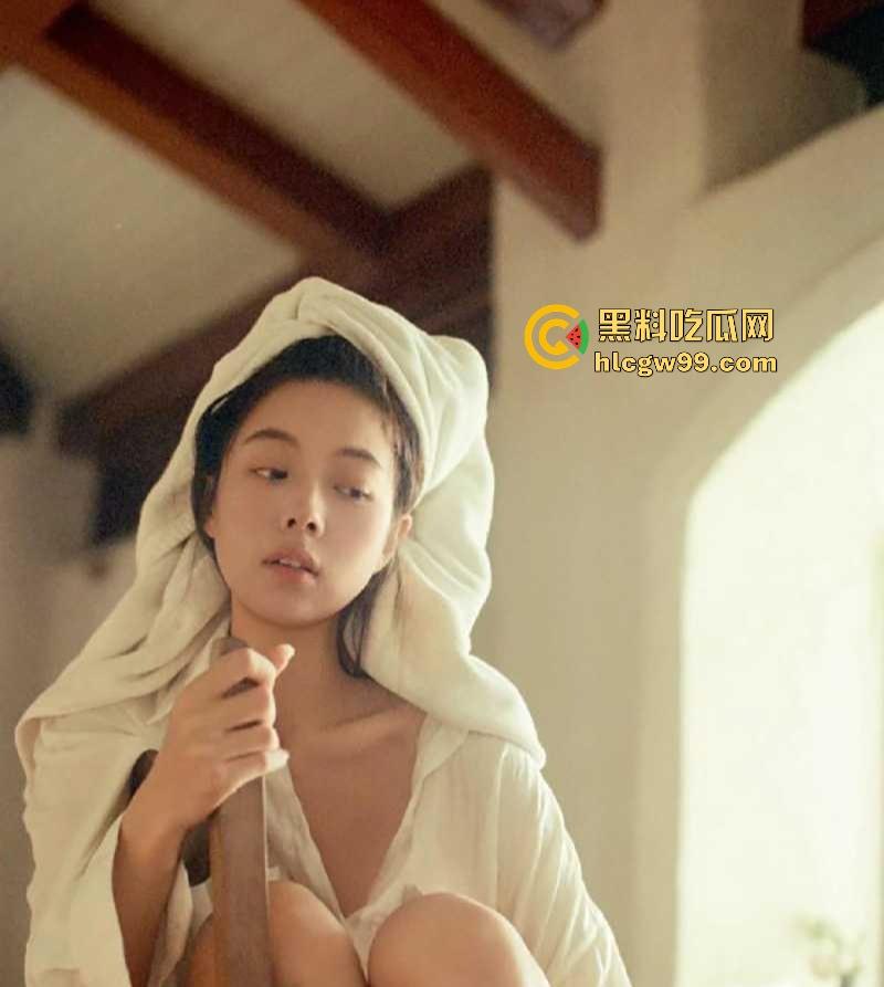 夜店巨乳美女身材炸裂,极品身材陪酒到烂醉,包厢内给老板口交骑乘,把老板玩爽了全程骚气满满!-5