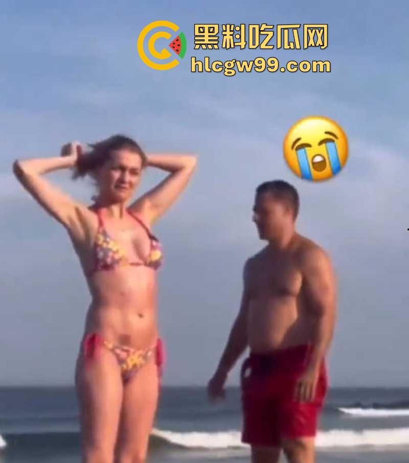 公共沙滩变成人体交配现场,老外光天化日下当着孩子面直接操逼,老黑直接上去用水泼降温警告!-10